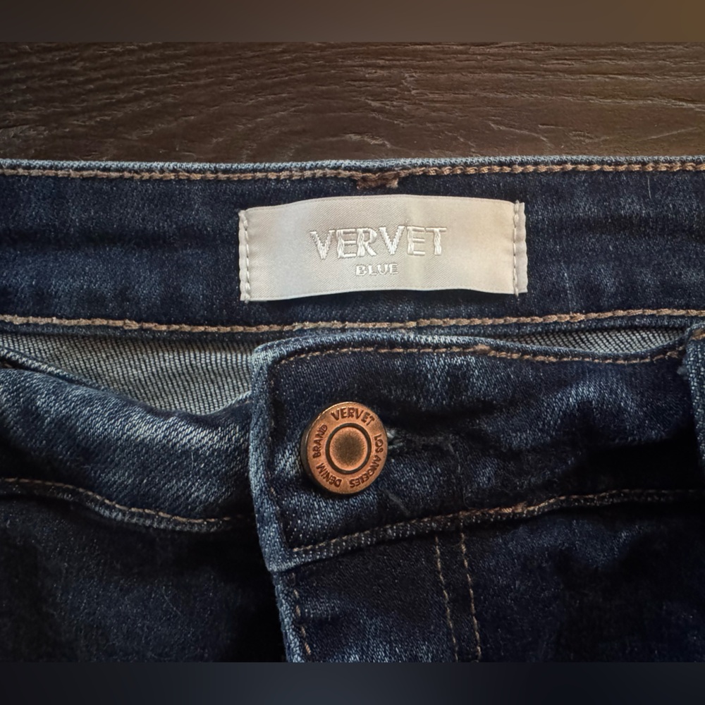 Size 14 Vervet Blue dark wash flare jean
NWOT